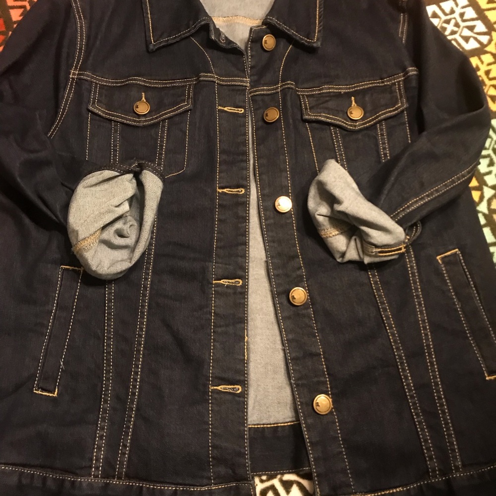 Jacket - Picture 2 of 4